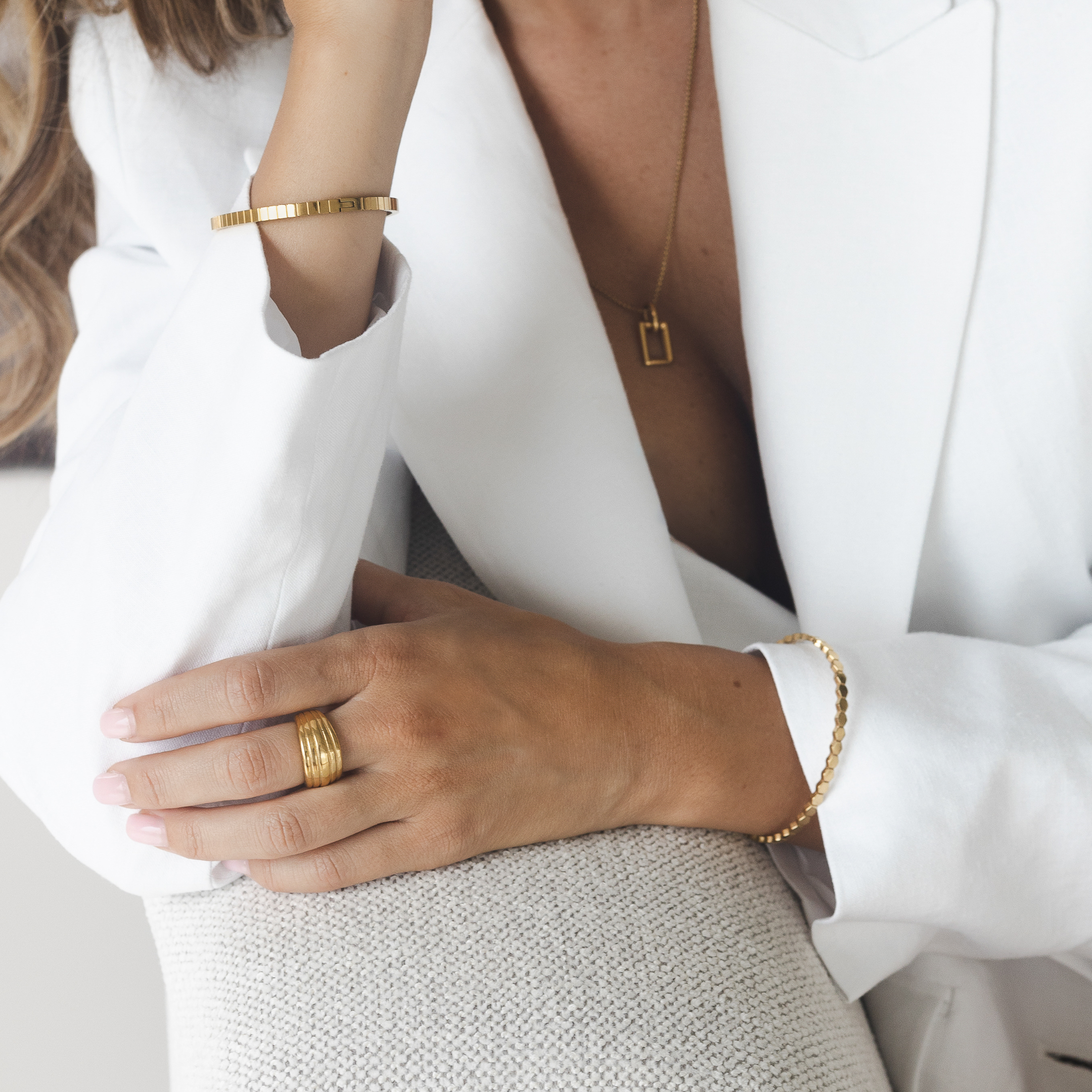 Bangle armband goud waterproof honinggraad patroon
