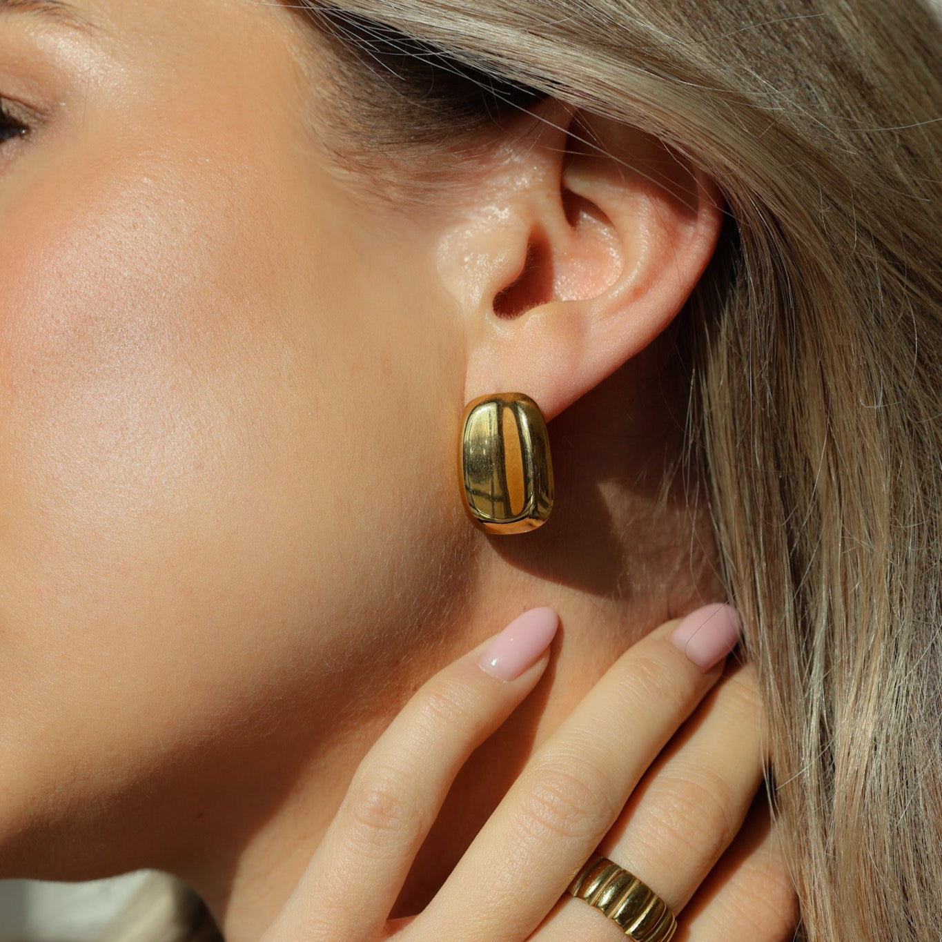 Classic curve studs oorbellen 18k verguld waterproof
