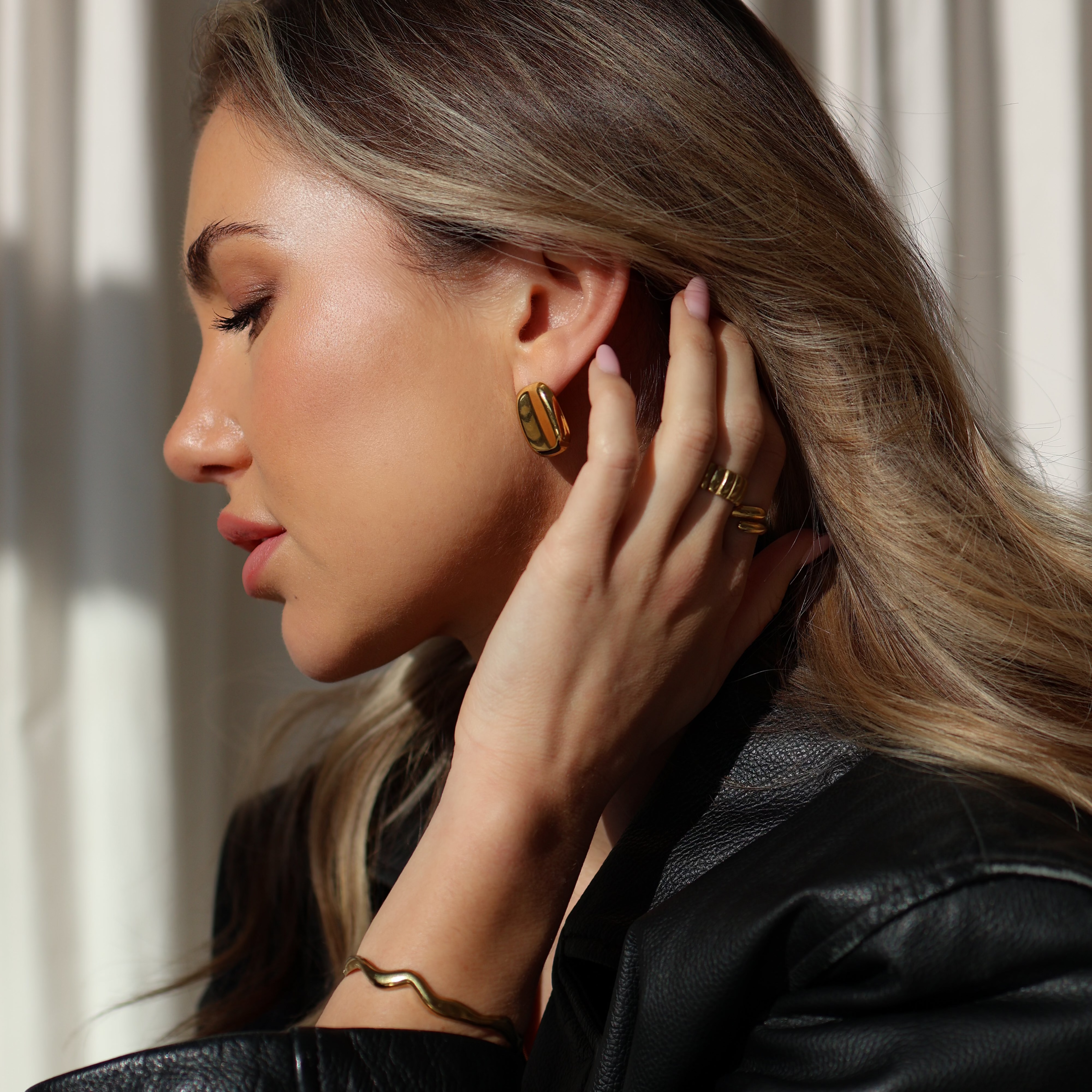 Classic curve studs oorbellen 18k verguld waterproof