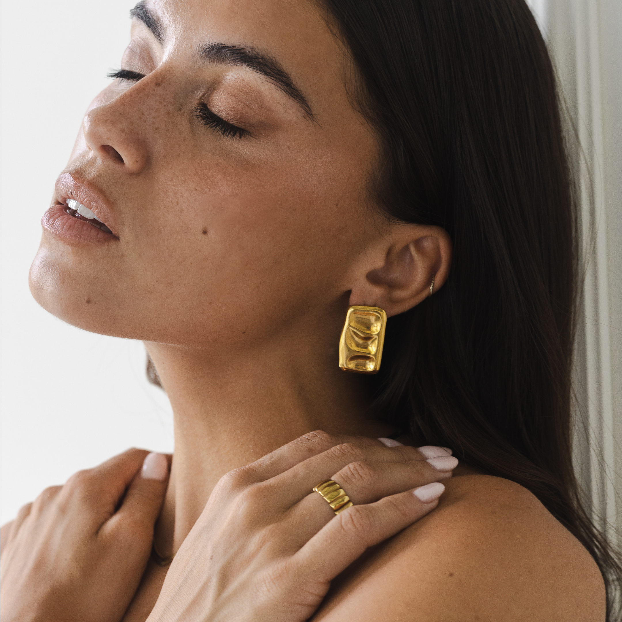 Bold square oorbellen 18K goud verguld waterproof
