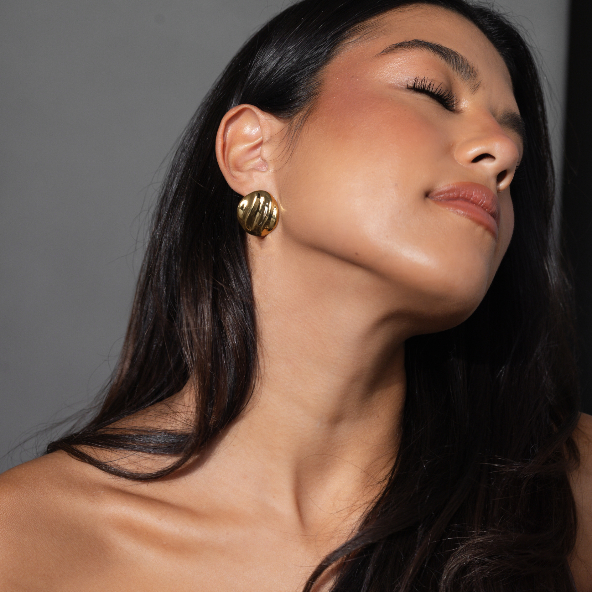 Oval Essence oorbellen 18k goud verguld waterproof