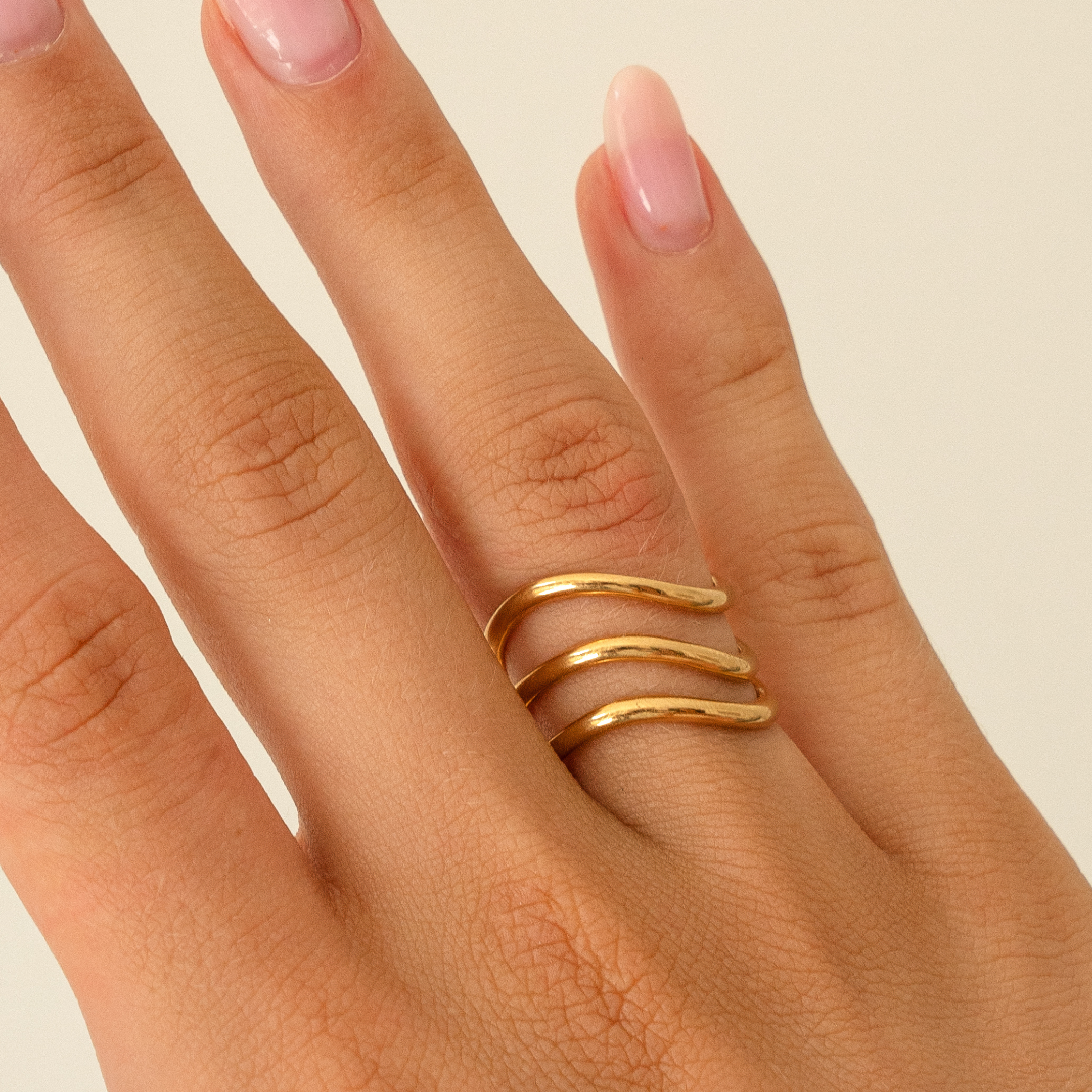 Wave ring