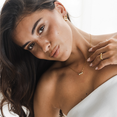 Drie steentjes ketting minimalistisch waterproof goud
