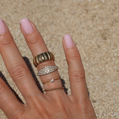 Minimalistic Stone Ring